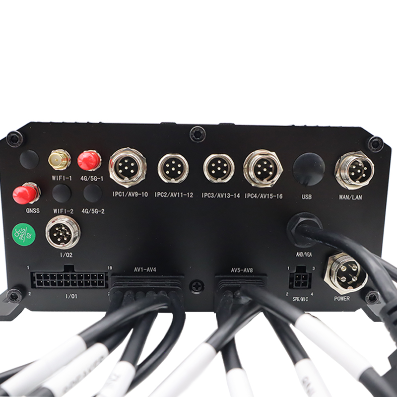 คุณต้องการ 16CH AHD MDVR พร้อม Dual HDD และที่เก็บข้อมูลการ์ด SD สำหรับการตรวจสอบกลุ่มยานพาหนะหรือไม่